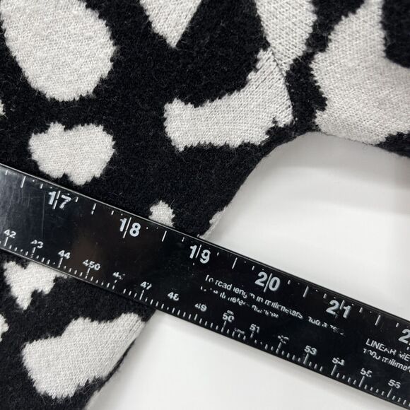 Philosophy Sweater Womens Medium Black Ikat Animal Print Bell Sleeves Pullover - Picture 4 of 8